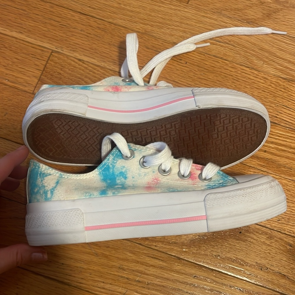Brand new wonder nation sneakers - Picture 2 of 3